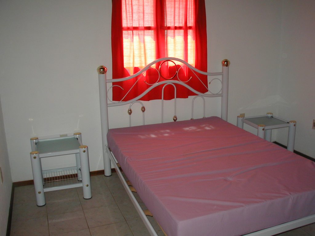 Cama matrimonial